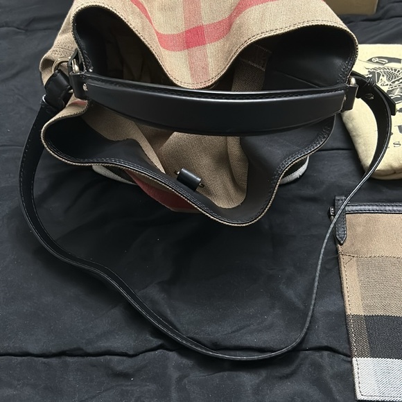 Burberry Canvas Bucket bag tote - Picture 5 of 16